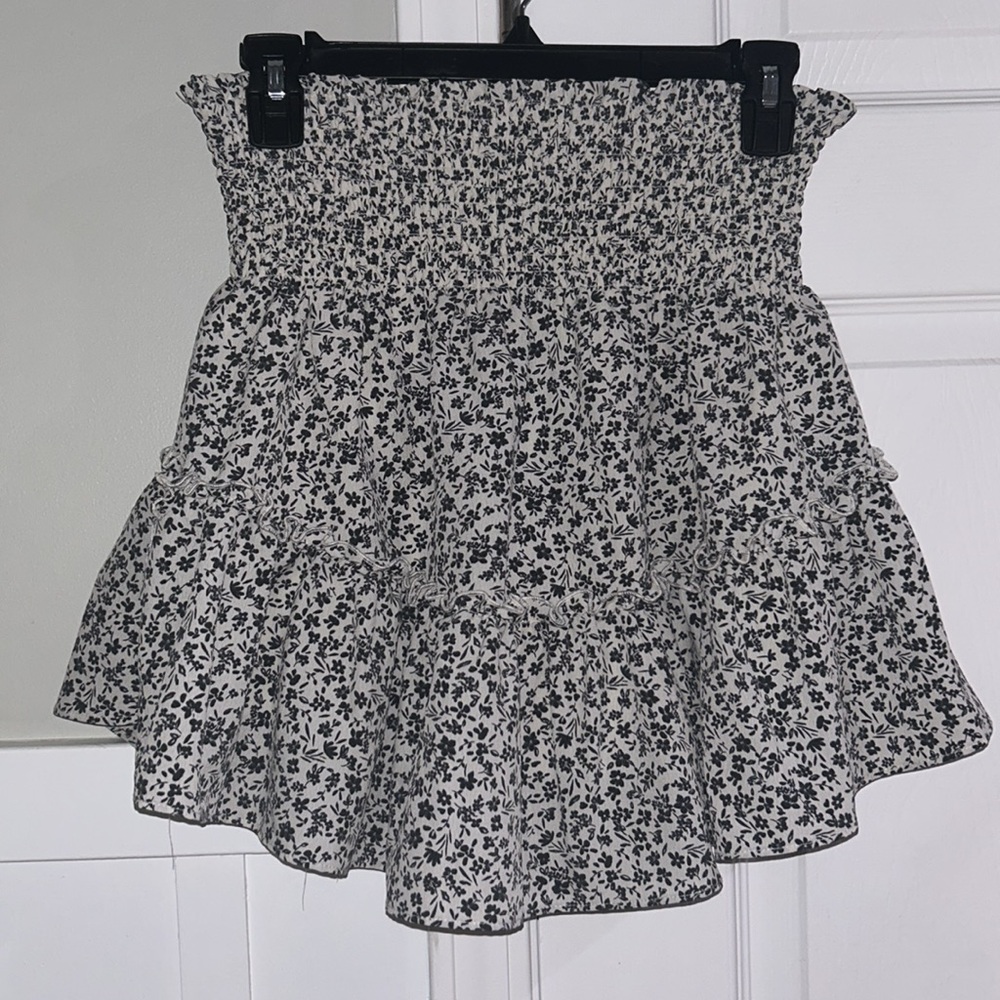 Altar'd State Women's skirt